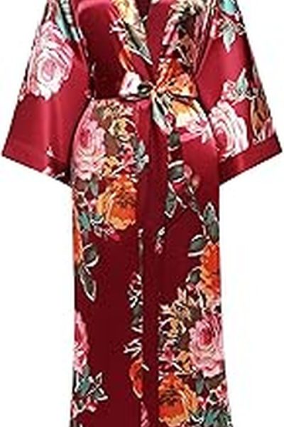 Dorit Kemsley’s Red Floral Print Robe
