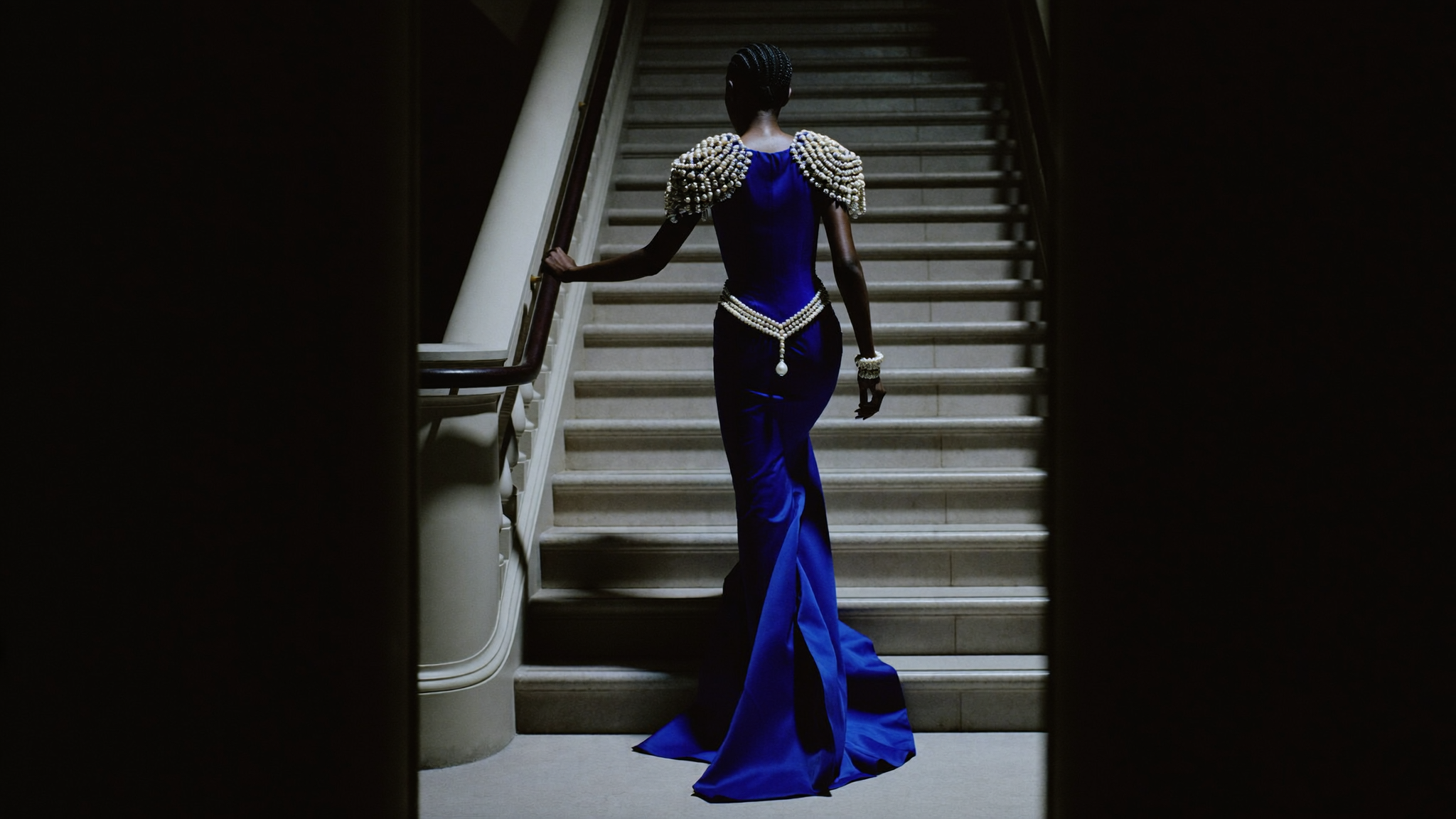 Fashion editorial Grand Dame archetype style